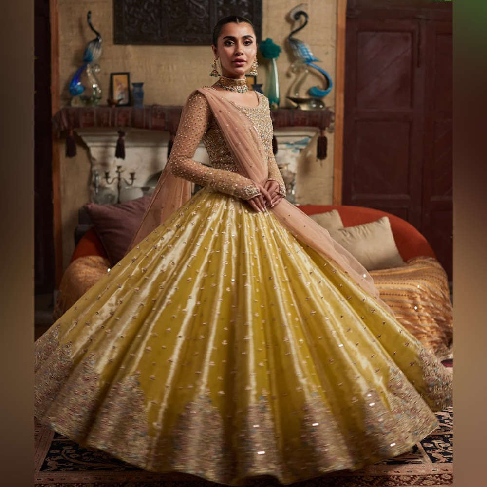 Nehal Lehnga choli with dupatta